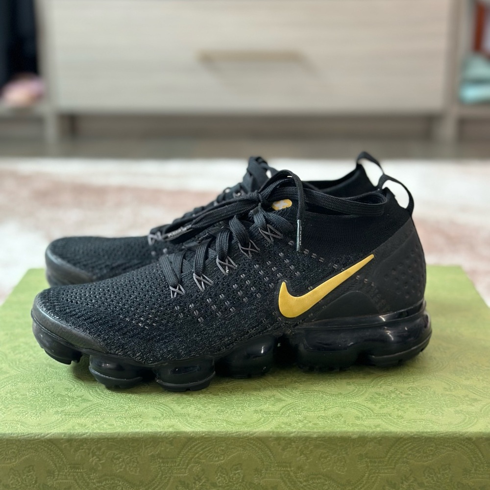 Nike Women’s VAPORMAX FLYKNIT 2 - “Metallic Gold” Black and Gold Sneakers